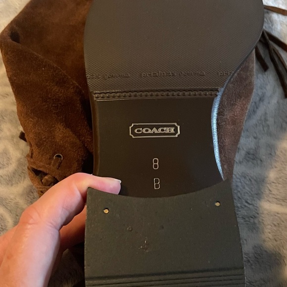 New without box-Coach Arianna Mid-Calf Brown Fringed Suede Boots Sz 8 Made Italy - Picture 7 of 8